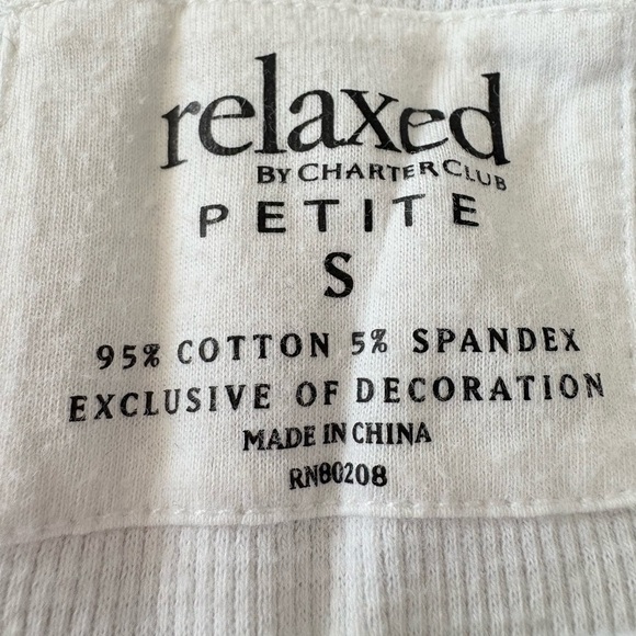 White and Black Paisley Women's Top - Picture 2 of 3